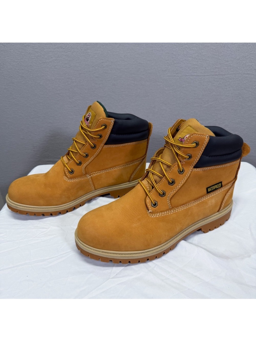 New in Box! Brahma Hubert Men’s Work
Boots Wheat Leather Waterproof Size 12 - Picture 6 of 16